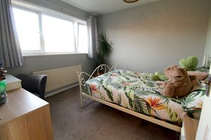 Bedroom- click for photo gallery